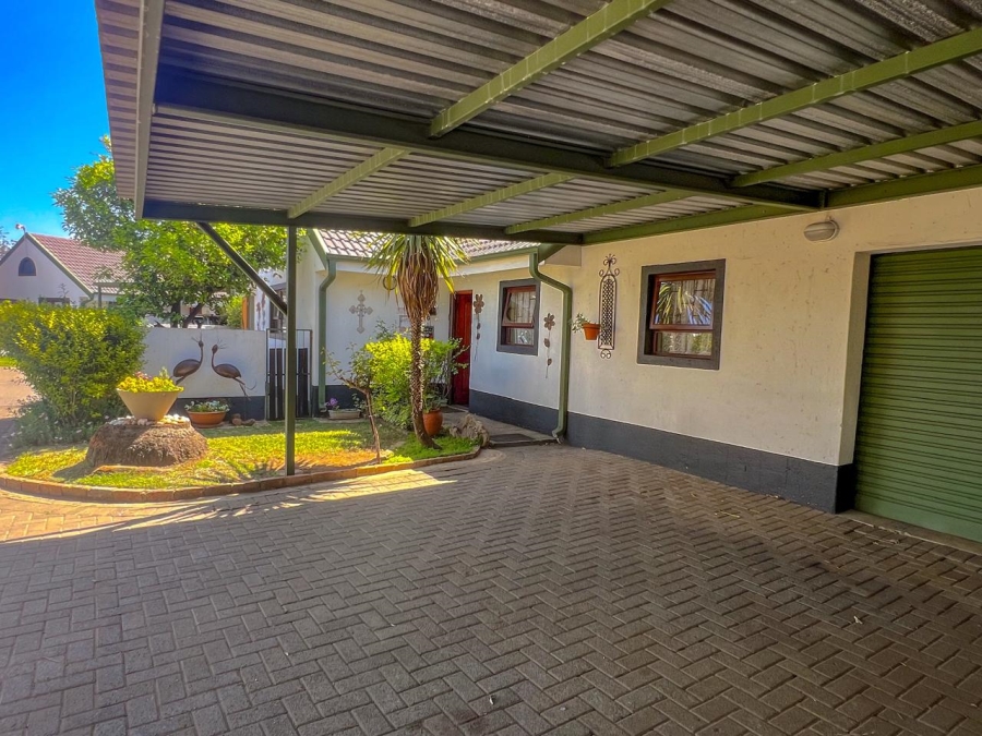 3 Bedroom Property for Sale in Vaalpark Free State
